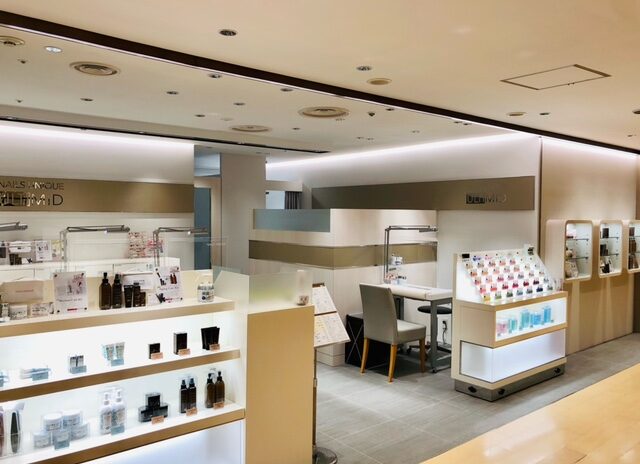 UÑAS ÚNICAS ULTIMID US Matsuya Ginza